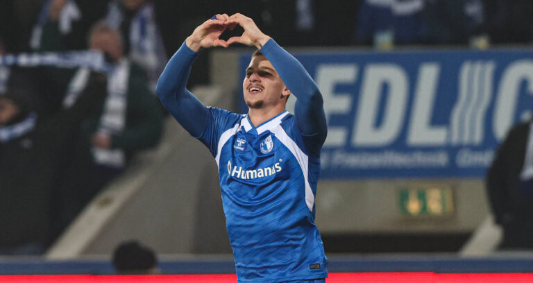 Torjubel - Torschutze Mateusz Zukowski 1. FC Magdeburg,22 trifft zum 1-0 - 2. Fussball Bundesliga Saison 2025-2026 Punktspiel 1. FC Magdeburg vs. SG Dynamo Dresden in der Avnet Arena in Magdeburg - Aktion,Fussball,Mann,Manner,Deutschland,24.01.2026 *** Goal celebration goal scorer Mateusz Zukowski 1 FC Magdeburg,22 scores to 1 0 2 Soccer Bundesliga season 2025 2026 point match 1 FC Magdeburg vs SG Dynamo Dresden in the Avnet Arena in Magdeburg action,soccer,man,men,Germany,24 01 2026
2026.01.24 Magdeburg
pilka nozna , 2. liga niemiecka 
1. FC Magdeburg - SG Dynamo Drezno
Foto IMAGO/PressFocus

!!! POLAND ONLY !!!