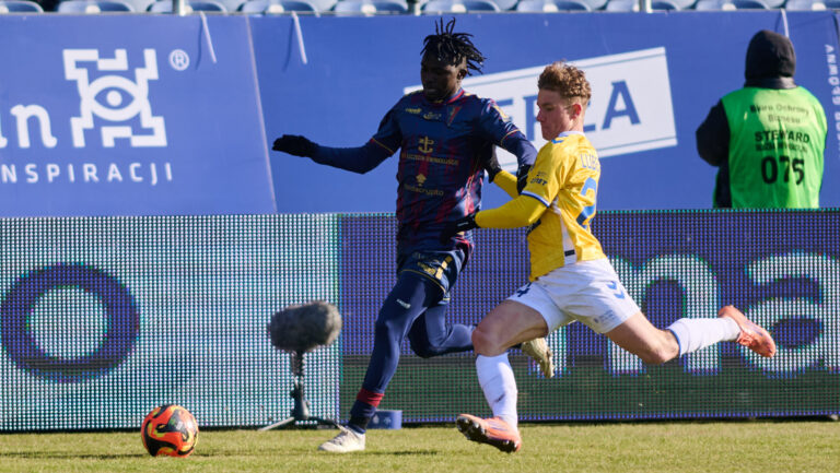 2026.02.01 Lublin pilka nozna PKO Ekstraklasa sezon 2025/2026 
Motor Lublin - Pogon Szczecin
N/z Musa Juwara Filip Luberecki 
Foto Ireneusz Wnuk / PressFocus

2026.02.01 Lublin Football - Polish PKO Ekstraklasa season 2025/2026 
Motor Lublin - Pogon Szczecin
Musa Juwara Filip Luberecki
Credit: Ireneusz Wnuk / PressFocus