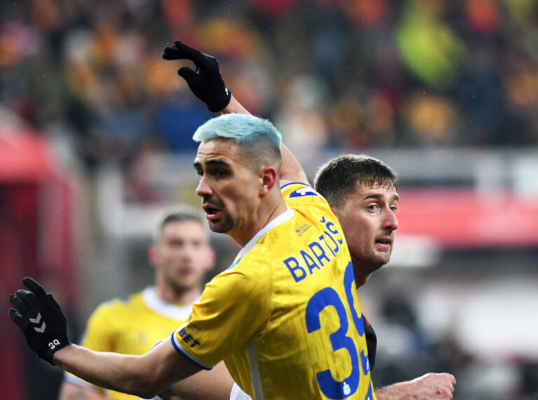 2026.02.07 Bialystok Pilka nozna PKO Ekstraklasa sezon 2025/2026 20. kolejka rozgrywek Jagiellonia Bialystok (zolto-czerwone) - Motor Lublin N/z (L-P) Marek Bartos Taras Romanczuk Foto Michal Kosc / PressFocus 
2026.02.07 Bialystok Bialystok Football Polish PKO Ekstraklasa season 2025/2026 Jagiellonia Bialystok - Motor Lublin Credit Michal Kosc / PressFocus