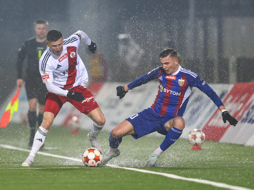 2026.02.07 Bytom
Pilka nozna Betclic 1 Liga Sezon 2025/2026
Polonia Bytom - LKS Lodz
N/z Piotr Glowacki Kacper Michalski
Foto Sebastian Sienkiewicz / PressFocus

2026.02.07 Bytom
Football Polish Betclic 1 Liga Season 2025/2026
Polonia Bytom - LKS Lodz
Piotr Glowacki Kacper Michalski
Credit: Sebastian Sienkiewicz / PressFocus