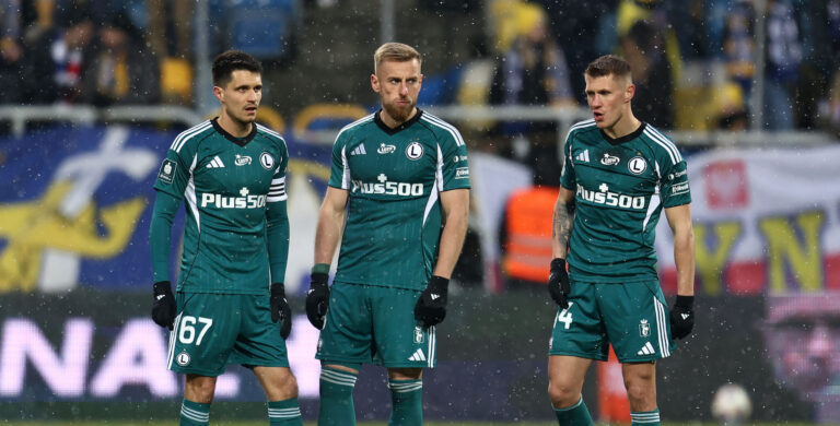 2026.02.07 Gdynia Pilka nozna PKO BP Ekstraklasa sezon 2025/2026 Arka Gdynia - Legia Warszawa N/z Bartosz Kapustka Rafal Augustyniak Damian Szymanski Foto Piotr Matusewicz / PressFocus

2026.02.07 Gdynia
Football Polish PKO BP Ekstraklasa season 2025/2026 
Arka Gdynia - Legia Warszawa 
Bartosz Kapustka Rafal Augustyniak Damian Szymanski 
Credit: Piotr Matusewicz / PressFocus