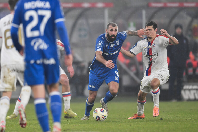2026.02.07 Zabrze
Pilka nozna PKO Ekstraklasa sezon 2025/2026
Gornik Zabrze - Lech Poznan
N/z Mikael Ishak Lukas Sadilek
Foto PressFocus

2026.02.07 Zabrze
Football Polish League PKO Ekstraklasa season 2025/2026
Gornik Zabrze - Lech Poznan
Mikael Ishak Lukas Sadilek
Credit: PressFocus