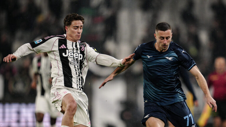 Juventus' Kenan Yildiz fights for the ball with Lazio’s Adam Marusic during the Serie A soccer match between Juventus and Lazio at the Allianz Stadium in Turin, north west Italy - Sunday, February  08, 2026. Sport - Soccer . (Photo by Marco Alpozzi/Lapresse) (Photo by Marco Alpozzi/LaPresse/Sipa USA)
2026.02.08 Turyn
pilka nozna liga wloska
Juventus Turyn - SS Lazio Rzym
Foto LaPresse/SIPA USA/PressFocus

!!! POLAND ONLY !!!