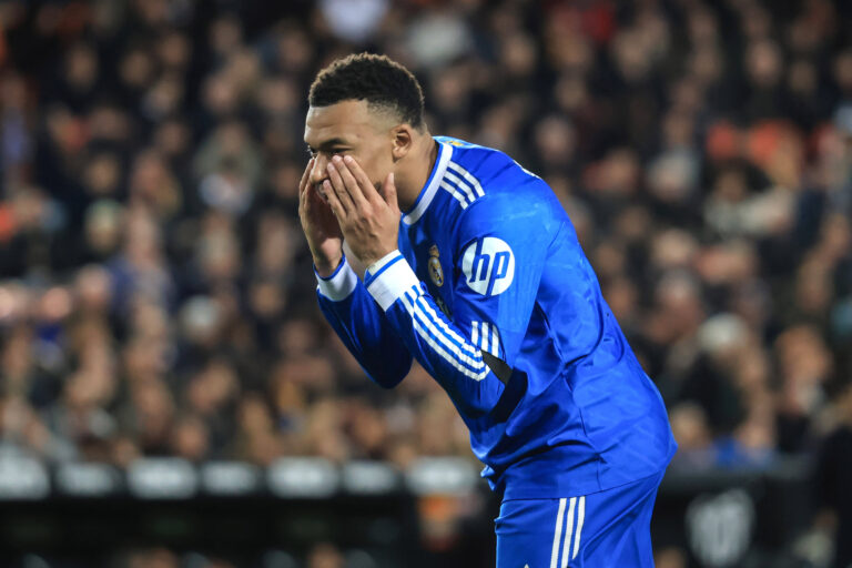 Spain - LaLiga EA - Valencia CF vs Real Madrid CF - 08/02/2026 SPAIN, VALENCIA, FEBRUARY 08. Kylian Mbappe of Real Madrid after scoring his team s second goal during the LaLiga EA Sports football match between Valencia CF and Real Madrid CF on February 08, 2026 at Estadio Mestalla in Valencia, Spain. Photo by Manuel Blondeau/ AOP.Press Valencia Estadio Mestalla Valencian Community Spain Copyright: x ManuelxBlondeau/AOP.Pressx AOP20260208-0014
2026.02.08 Walencja
pilka nozna liga hiszpanska
Valencia CF - Real Madryt
Foto IMAGO/PressFocus

!!! POLAND ONLY !!!