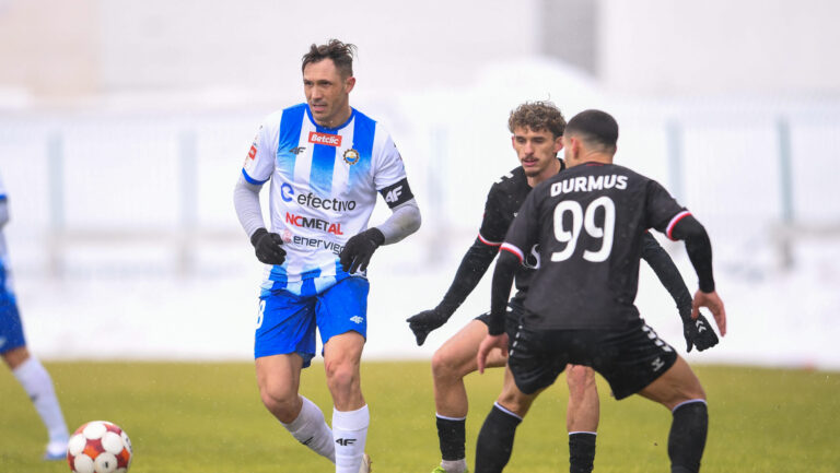 2026.02.08 Warszawa
pilka nozna Betclic 1 Liga sezon 2025/2026
KS Polonia Warszawa - Stal Mielec
N/z Ilkay Durmus, Piotr Wlazlo
Foto Weronika Morciszek / PressFocus

2026.02.08 Warszawa
Football - Polish Betclic 1 Liga season 2025/2026
KS Polonia Warszawa - Stal Mielec
Ilkay Durmus, Piotr Wlazlo
Credit: Weronika Morciszek / PressFocus