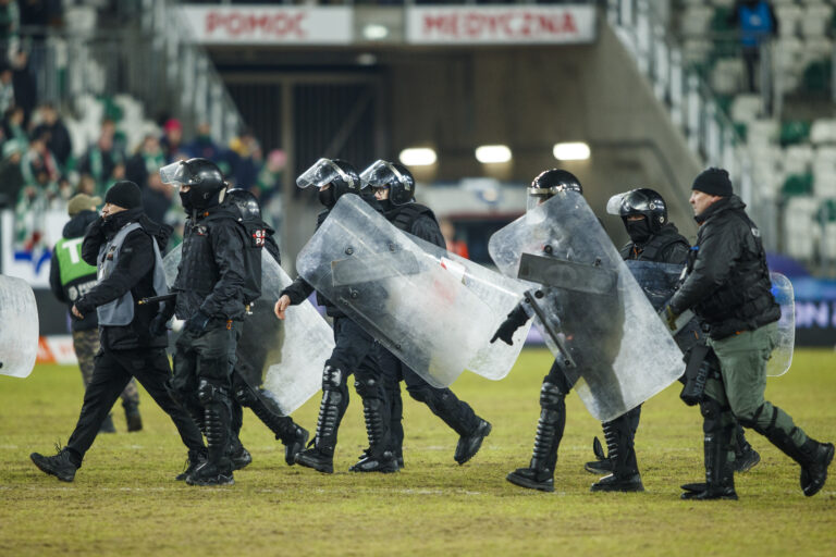 2026.02.13 Radom Pilka Nozna 
PKO Ekstraklasa Sezon 2025/2026
Radomiak Radom - Korona Kielce
N/z Awantura Na Boisku
Foto Dawid Figura / Pressfocus

2026.02.13 Radom Polish Football Top League PKO Ekstraklasa Season 2025/2026
Radomiak Radom - Korona Kielce
Awantura Na Boisku 
Credit: Dawid Figura / Pressfocus