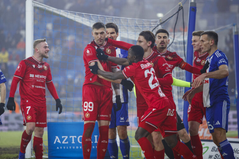 2026.02.14 Plock Pilka Nozna 
PKO Ekstraklasa Sezon 2025/2026
Wisla Plock - Widzew Lodz
N/z Sebastian Bergier Gol Radosc Nemanja Mijuskovic Marcin Kaminski
Foto Dawid Figura / Pressfocus

2026.02.14 Plock Polish Football Top League PKO Ekstraklasa Season 2025/2026
Wisla Plock - Widzew Lodz
Sebastian Bergier Gol Radosc Nemanja Mijuskovic Marcin Kaminski 
Credit: Dawid Figura / Pressfocus