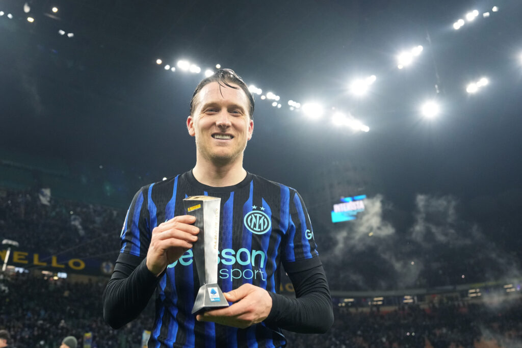Inter Milan's Piotr Zielinski Panini player of the match during the Serie A soccer match between Inter and Juventus at the San Siro  Stadium in Milan , north Italy - Saturday , February  14 , 2025. Sport - Soccer . (Photo by Spada/LaPresse) (Photo by Spada/LaPresse/Sipa USA)
2026.02.14 Mediolan
pilka nozna liga wloska
Inter Mediolan - Juventus Turyn

Foto LaPresse/SIPA USA/PressFocus

!!! POLAND ONLY !!!