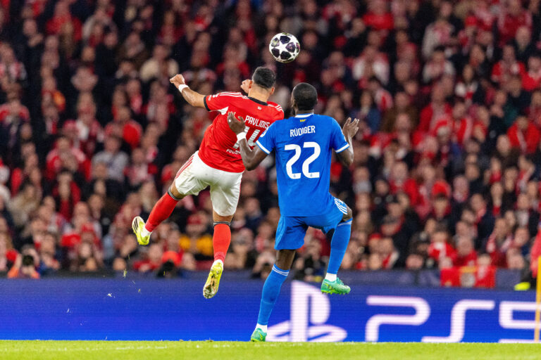 Antonio Rudiger and Vangelis Pavlidis seen during Champions League play off game between SL Benfica and Real Madrid CF Maciej Rogowski/Ball Raw Images Lisbon Estadio da Luz Portugal Copyright: xMaciejxRogowskix ROG_BENvsRMA-096
2026.02.17 Lizbona
pilka nozna liga mistrzow
 Benfica Lizbona - Real Madryt
Foto IMAGO/PressFocus

!!! POLAND ONLY !!!