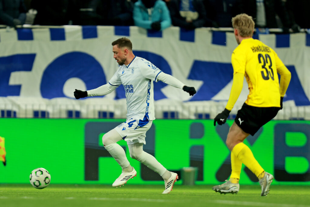 2026.02.19 Kuopio
Pilka nozna , Liga Konferencji 2025/26
KuPS Kuopio - Lech Poznan
N/z Filip Jagiello, Taneli Hamalainen
Foto Przemyslaw Szyszka / PressFocus

2026.02.19 Kuopio
Football UEFA Conference League , 2025/2026 season
KuPS Kuopio - Lech Poznan
Filip Jagiello, Taneli Hamalainen
Credit: Przemyslaw Szyszka / PressFocus