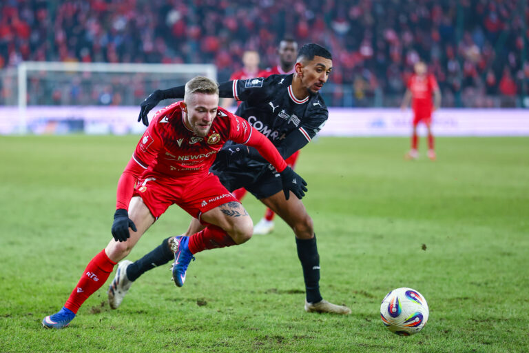 2026.02.21 Lodz Pilka Nozna PKO BP Ekstraklasa Sezon 2025/2026 Widzew Lodz - Cracovia Nz Mariusz Fornalczyk Amir Al-Ammari Foto:Artur Kraszewski / PressFocus

2026.02.21 Lodz Football PKO BP Ekstraklasa  2025/2026 Widzew Lodz - Cracovia Mariusz Fornalczyk Amir Al-Ammari Credit:Artur Kraszewski / PressFocus