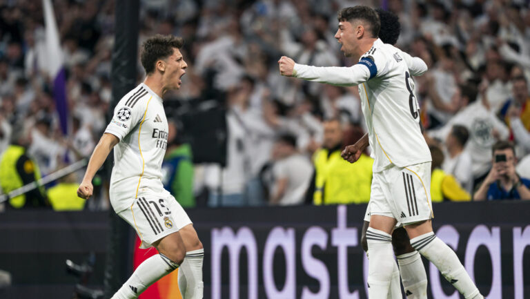 Real Madrid CF's Arda Guler, Vinicius Junior and Federico Valverde celebrate goal during Champions League 2025/2026, KO Play-Offs 2nd leg match. February 25, 2026. (ALTERPHOTOS/Tomas Garrido)
2026.02.25 Madryt
pilka nozna liga mistrzow
Real Madryt - Benfica Lizbona
Foto Alter Photos/SIPA USA/PressFocus

!!! POLAND ONLY !!!