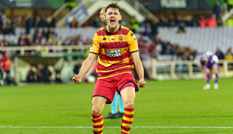 Bartosz Mazurek seen celebrating after scoring goal during UEFA Conference League knock out play off game between teams of ACF Fiorentina and Jagiellonia Bialystok Lukasz Germaniuk/Ball Raw Images Fiorentina Estadio Artemio Franchi Italy Copyright: xLukaszxGermaniukx lukaszgermaniuk_fiorentina_jagiellonia_2526-4
2026.02.25 Florencja
pilka nozna Liga Konferencji
ACF Fiorentina - Jagiellonia Bialystok
Foto IMAGO/PressFocus

!!! POLAND ONLY !!!