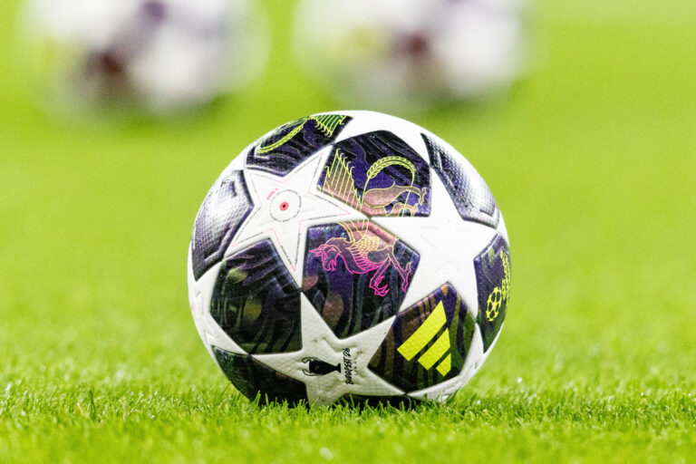 Champions League ball seen during Champions League play off game between SL Benfica and Real Madrid CF Maciej Rogowski/Ball Raw Images Lisbon Estadio da Luz Portugal Copyright: xMaciejxRogowskix ROG_BENvsRMA-50
2026.02.17 Lizbona
pilka nozna liga mistrzow
SL Benfica - Real Madryt
Foto IMAGO/PressFocus

!!! POLAND ONLY !!!