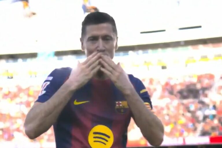 Robert Lewandowski znów trafia! Barcelona prowadzi [WIDEO]