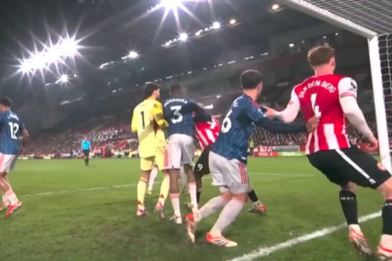 Najlepsze auty w Premier League. Tak Arsenal stracił punkty z Brentford [WIDEO]