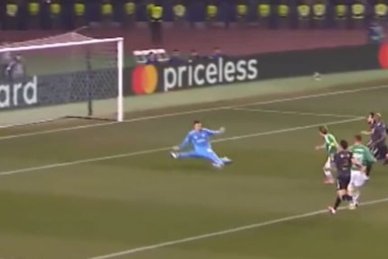 Newcastle gromi Karabach! Mateusz Kochalski dwoi się i troi [WIDEO]