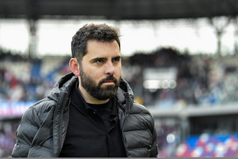 2025.04.06 Zabrze
Pilka nozna PKO Ekstraklasa sezon 2024/2025
Gornik Zabrze - Legia Warszawa
N/z Goncalo Feio
Foto Mateusz Sobczak / PressFocus

2025.04.06 Zabrze
Football Polish League PKO Ekstraklasa season 2024/2025
Gornik Zabrze - Legia Warszawa
Goncalo Feio
Credit: Mateusz Sobczak / PressFocus