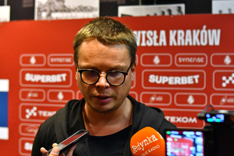 2025.05.29 Krakow
Pilka nozna , Betclic I liga , sezon 2024/25 , baraze o Ekstraklase , polfinal
Wisla Krakow - Miedz Legnica
N/z Jaroslaw Krolewski, wywiad po meczu
Foto Krzysztof Porebski / PressFocus

2025.05.29 Krakow
Football , Polish league, second level , 2024/2025 season , promotion play off , semi final
Wisla Krakow - Miedz Legnica
Jaroslaw Krolewski, wywiad po meczu
Credit: Krzysztof Porebski / PressFocus