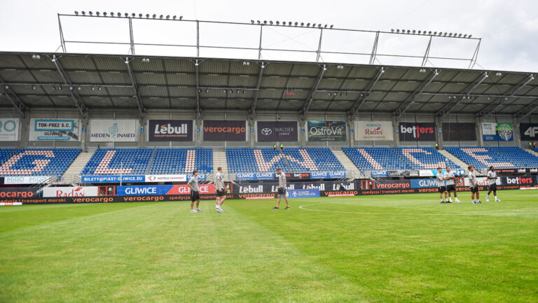 2025.07.26 Gliwice
Pilka nozna PKO BP Ekstraklasa Sezon 2025/2026
Piast Gliwice - Gornik Zabrze
N/z stadion, obiekt sportowy, Stadion Miejski w Gliwicach
Foto Marcin Bulanda / PressFocus

2025.07.26 Gliwice
Football Polish PKO BP Ekstraklasa League Season 2025/2026
Piast Gliwice - Gornik Zabrze
stadion, obiekt sportowy, Stadion Miejski w Gliwicach
Credit: Marcin Bulanda / PressFocus