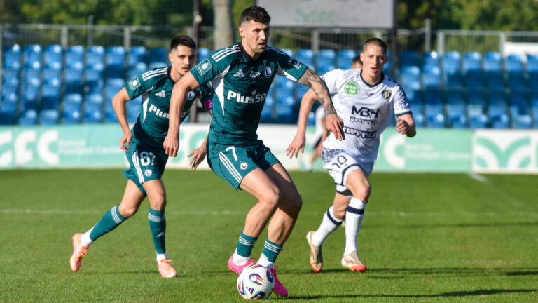 2026.01.12 Marbella, Hiszpania
pilka nozna przygotowania do sezonu Ekstraklasa sparing mecz towarzyski
Legia Warszawa - Puskas Akademia FC
N/Z Bartosz Kapustka Pawel Wszolek Palko Dardai
Foto Wojciech Dobrzynski / Legionisci.com / PressFocus 
2026.01.12 Marbella, Spain
foorball preseason Ekstraklasa friendly match
Legia Warszawa - Puskas Academy FC
Credit: Wojciech Dobrzynski / Legionisci.com / PressFocus