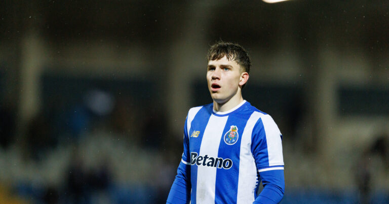 Oskar Pietuszewski seen during Liga Portugal game between Casa Pia AC and FC Porto Maciej Rogowski/ Ball Raw Images Rio Maior Estadio Municipal Rio Maior Portugal Copyright: xMaciejxRogowskix maciejrogowski_casapia_fcporto_2526-1017
2026.02.02 Rio Maior
pilka nozna , liga portugalska
Casa Pia AC - FC Porto
Foto IMAGO/PressFocus

!!! POLAND ONLY !!!