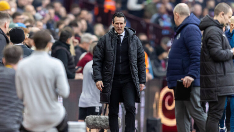 Aston Villa v Leeds United, Premier League Aston Villa Head Coach Unai Emery before the Premier League match between Aston Villa and Leeds United at Villa Park, Birmingham, UK on 21 February 2026. Birmingham Villa Park West Midlands UK Editorial use only DataCo restrictions apply See www.football-dataco.com , Copyright: xManjitxNarotrax PSI-23784-0056
2026.02.21 Birmingham
pilka nozna liga angielska
Aston Villa - Leeds United

Foto IMAGO/PressFocus

!!! POLAND ONLY !!!