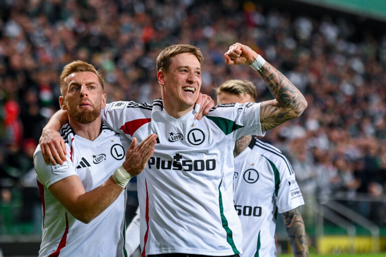 2026.03.08 Warszawa
pilka nozna PKO Ekstraklasa sezon 2025/2026
Legia Warszawa - Cracovia Krakow
N/z Rafal Adamski. Mileta Rajovic
Foto Weronika Morciszek / PressFocus

2026.03.08 Warszawa
Football - Polish PKO Ekstraklasa season 2025/2026
Legia Warszawa - Cracovia Krakow
Rafal Adamski. Mileta Rajovic
Credit: Weronika Morciszek / PressFocus