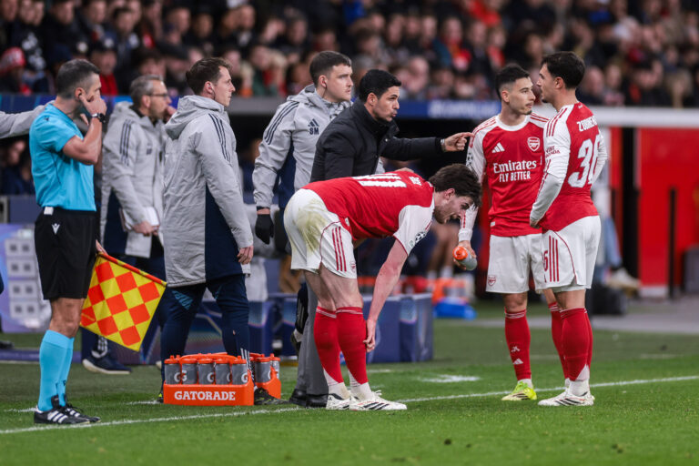 11.03.2026, Fussball, Achtelfinale der UEFA Champions League, Bayer 04 Leverkusen - Arsenal London, Trainer Mikel Arteta Arsenal London gibt seinen Spielern Anweisungen. Leverkusen BayArena NRW Deutschland xRHR-FOTO/DEx *** 11 03 2026, Football, UEFA Champions League round of 16, Bayer 04 Leverkusen Arsenal London, Coach Mikel Arteta Arsenal London gives instructions to his players Leverkusen BayArena NRW Germany xRHR PHOTO DEx Copyright: DennisxEwert/RHR-FOTOx RHR-FOTO/DE
2026.03.11 Leverkusen
pilka nozna , liga mistrzow
Bayer 04 Leverkusen - Arsenal Londyn
Foto IMAGO/PressFocus

!!! POLAND ONLY !!!
