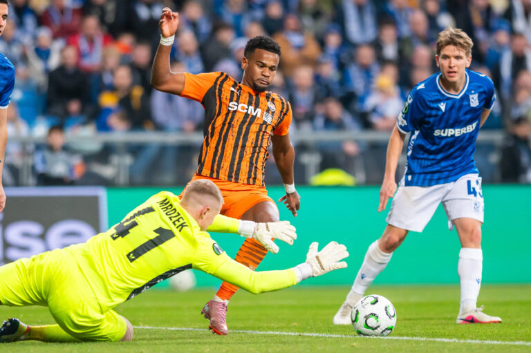 2026.03.12 Poznan
pilka nozna PKO Ekstraklasa sezon 2025/2026
Lech Poznan - Szachtar Donieck
N/z Alisson Bartosz Mrozek
Foto Gleb Soboliev / PressFocus

2026.03.12 Poznan
Football - Polish PKO Ekstraklasa season 2025/2026
Lech Poznań - Shakhtar Donetsk
Alisson Bartosz Mrozek
Credit: Gleb Soboliev / PressFocus