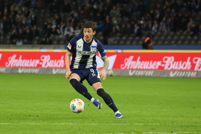 BERLIN, DEUTSCHLAND - MARCH 14: Dawid Kownacki Hertha, 9, during the match in the 2. German Bundesliga: Hertha BSC - VfL Bochum at Olympiastadion on matchday 26 on March 14, 2026 in Berlin, Deutschland. DFB regulations prohibit any use of photographs as image sequences and/or quasi video. Berlin Deutschland Copyright: xO.Frankex
2026.03.14 Berlin
pilka nozna , 2. liga niemiecka
Hertha BSC Berlin - VfL Bochum
Foto IMAGO/PressFocus

!!! POLAND ONLY !!!