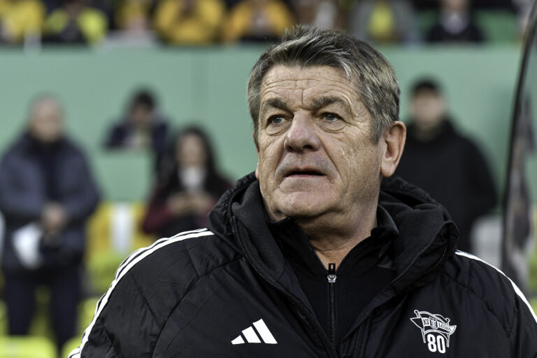 2026.03.14 Katowice
Pilka nozna PKO Ekstraklasa sezon 2025/2026
GKS Katowice - Lechia Gdansk
N/z John Carver
Foto Mateusz Sobczak / PressFocus

2026.03.14 Katowice
Football Polish League PKO Ekstraklasa season 2025/2026
GKS Katowice - Lechia Gdansk
John Carver
Credit: Mateusz Sobczak / PressFocus