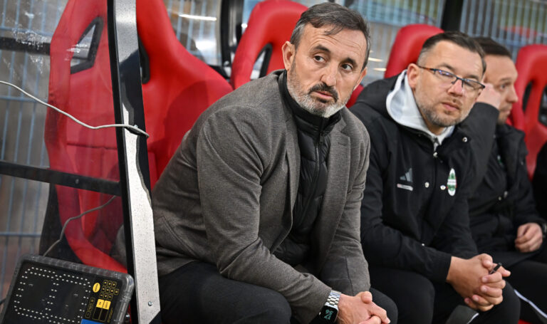 2026.03.20 Gliwice
Pilka nozna PKO Ekstraklasa Sezon 2024/2025
Piast Gliwice - Radomiak Radom
N/z Trener Kiko Ramírez
Foto Norbert Barczyk / PressFocus

2026.03.20 Gliwice
Football Polish PKO Ekstraklasa League Season 2024/2025
Trener Kiko Ramírez
Credit: Norbert Barczyk / PressFocus