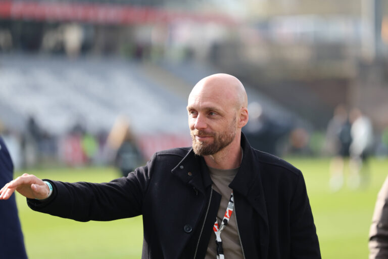 21.03.2026, Fussball, Herren, 2. Bundesliga, Saison 2025/2026, SV 07 Elversberg - DSC Arminia Bielefeld, Sportvorstand Nils-Ole Book SV 07 Elversberg Elversberg Ursapharm-Arena an der Kaiserlinde Saarland Deutschland DEU *** 21 03 2026, Football, Men, 2 Bundesliga, Season 2025 2026, SV 07 Elversberg DSC Arminia Bielefeld, Sports Director Nils Ole Book SV 07 Elversberg Elversberg Ursapharm Arena an der Kaiserlinde Saarland Germany DEU Copyright: xFabianxKleerx
2026.03.21 Elversberg
pilka nozna , 2. liga niemiecka
SV Elversberg - Arminia Bielefeld
Foto IMAGO/PressFocus

!!! POLAND ONLY !!!