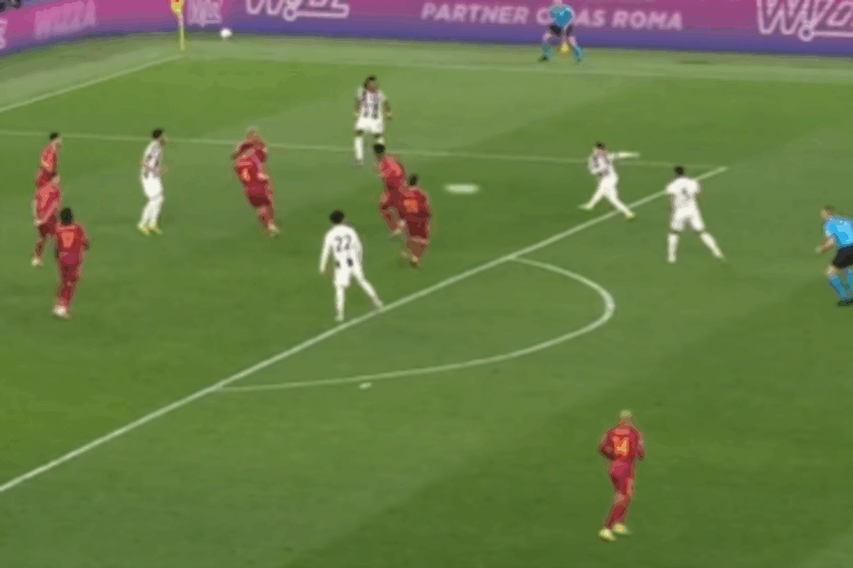 Cudowny gol w szlagierze Serie A! Ależ strzał [WIDEO]