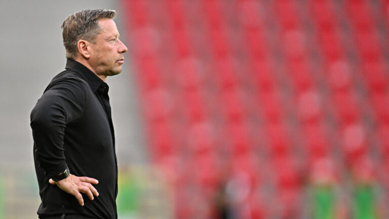 2024.08.02 Tychy
Pilka nozna Betclic 1 Liga sezon 2024/2025
GKS Tychy - Warta Poznan
N/z Dariusz Banasik
Foto PressFocus

2024.08.02 Tychy
Football Polish First League season 2024/2025
GKS Tychy - Warta Poznan
Dariusz Banasik
Credit: PressFocus