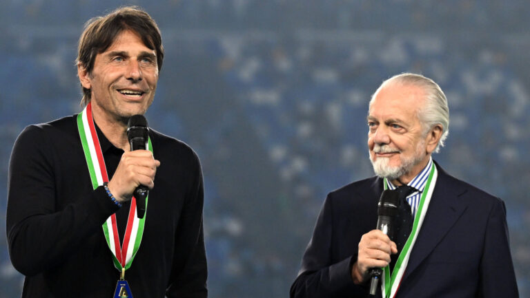 Mg Napoli 23/05/2025 - campionato di calcio serie A / Napoli-Cagliari / foto Matteo Gribaudi/Image nella foto: Antonio Conte-Aurelio De Laurentiis PUBLICATIONxNOTxINxITA
2025.05.23 Neapol
pilka nozna , Liga wloska
SSC Napoli - Cagliari Calcio
Foto IMAGO/PressFocus

!!! POLAND ONLY !!!