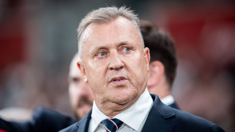 2025.09.07 Chorzow
pilka nozna Kwalifikacje Mistrzostw Swiata 2026, Stadion Slaski, Chorzow
Polska - Finlandia
N/z Cezary Kulesza
Foto Mateusz Porzucek PressFocus

2025.09.07 Chorzow
Football - FIFA World Cup 2026 Qualifying round
Poland - Finland
Polska - Finlandia
Cezary Kulesza
Credit: Mateusz Porzucek PressFocus