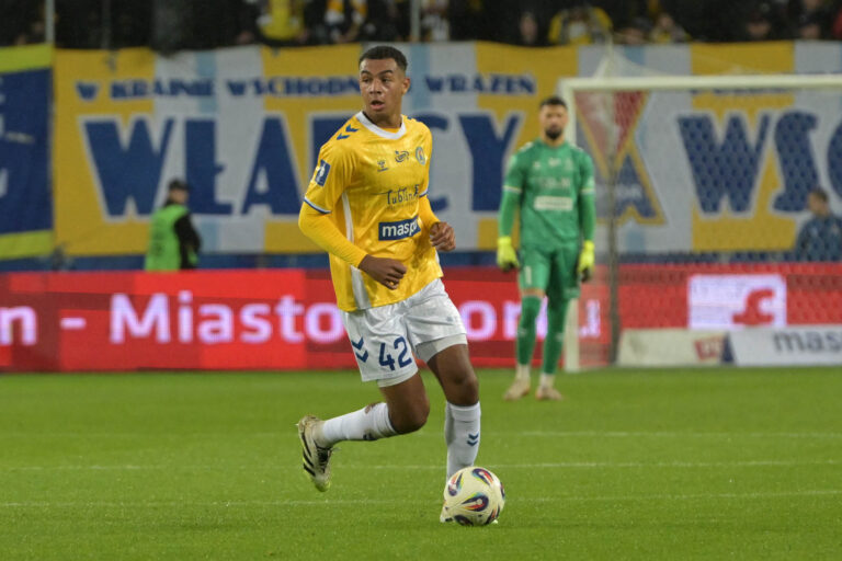 2025.09.29 Lublin pilka nozna PKO Ekstraklasa sezon 2025/2026 
Motor Lublin - Radomiak Radom
N/z  Bright Ede
Foto Wojciech Szubartowski / PressFocus 
2025.09.29 Lublin Football - Polish PKO Ekstraklasa season 2025/2026 
Motor Lublin - Radomiak Radom
Bright Ede
Credit: Wojciech Szubartowski / PressFocus