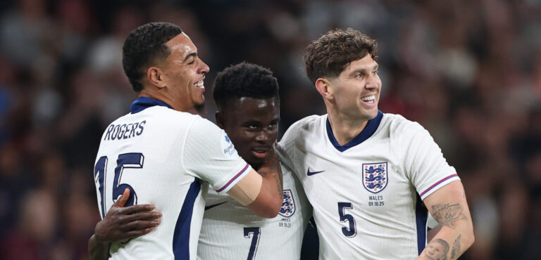 (251010) -- LONDON, Oct. 10, 2025 (Xinhua) -- England's Bukayo Saka (C) celebrates scoring his side's third goal with his teammates Morgan Rogers (L) and John Stones during a friendly football match between England and Wales at Wembley Stadium in London, Britain, Oct. 9, 2025. (Xinhua/Li Ying)

2025.10.09 Londyn
pilka nozna miedzynarodowy mecz towarzyski
Anglia - Walia
Foto Li Ying/Xinhua/PressFocus

!!! POLAND ONLY !!!
