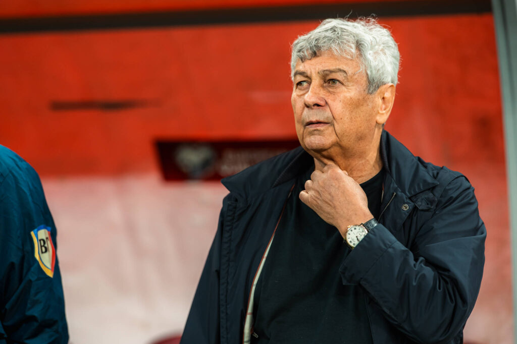 Romania v Austria - European Qualifiers Group H - FIFA World Cup, WM, Weltmeisterschaft, Fussball 2026 BUCHAREST, ROMANIA, OCTOBER 12, 2025 - Romania v Austria - European Qualifiers Group H - FIFA World Cup 2026, Mircea Lucescu during the match. Copyright: xVLADxBEREHOLSCHIx
2025.10.12 Bukareszt
pilka nozna , eliminacje , kwalifikacje do mistrzostw swiata 2026
Rumunia - Austria
Foto IMAGO/PressFocus

!!! POLAND ONLY !!!