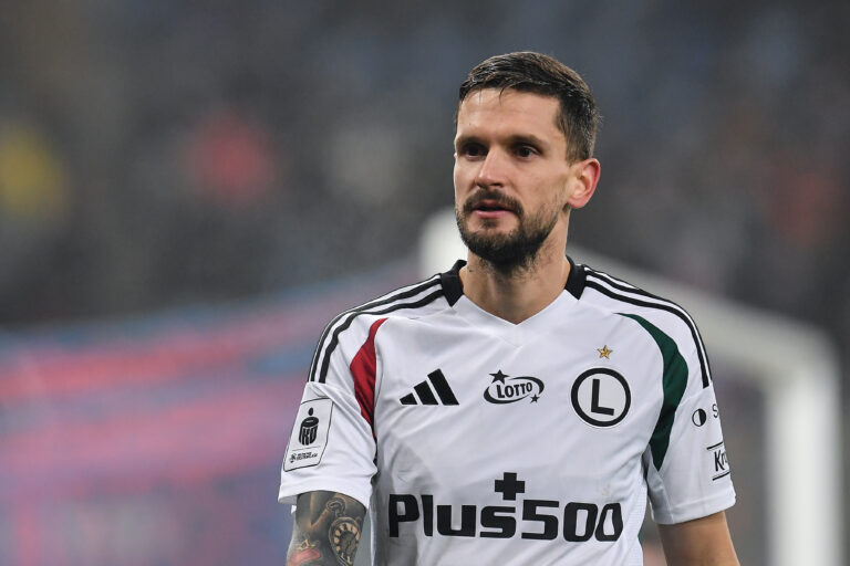 2025.12.06 Gliwice
Pilka nozna PKO Ekstraklasa sezon 2025/2026
Piast Gliwice - Legia Warszawa
N/z Petar Stojanovic
Foto Mateusz Sobczak / PressFocus

2025.12.06 Gliwice
Football Polish League PKO Ekstraklasa season 2025/2026
Piast Gliwice - Legia Warszawa
Petar Stojanovic
Credit: Mateusz Sobczak / PressFocus