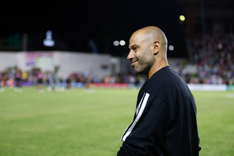 Inter Miami CF vs Independiente del Valle Bayamon, Puerto Rico - February 26, 2026: Coach Javier Mascherano of Inter Miami CF walk onto the pitch during the match between Inter Miami CF vs. Independiente del Valle at Estadio Juan Ramon Loubriel. Photo By Dennis Rojas/Di Sports Photo Agency Bayamon Estadio Juan Ramon Loubriel Puerto Rico Puerto Rico Copyright: xDennisxRojasx
2026.02.26 Bayamon
pilka nozna , sparing mecz towarzyski
Inter Miami CF - Independiente del Valle
Foto IMAGO/PressFocus

!!! POLAND ONLY !!!