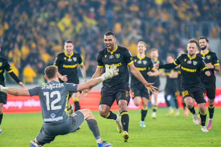 2026.03.03 Katowice
pilka nozna Puchar Polski Sezon 2025/2026
GKS Katowice - Widzew Lodz
N/z Rafal Straczek Lukas Klemenz GKS Katowice cieszynka awans radosc celebration
Foto Gleb Soboliev / PressFocus

2026.03.03 Katowice
Football Polish Cup 2025/2026 
GKS Katowice - Widzew Lodz
Rafal Straczek Lukas Klemenz GKS Katowice cieszynka awans radosc celebration
Credit: Gleb Soboliev / PressFocus