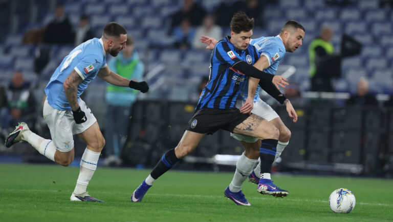 Rome, Italy - March 4, 2026: Nicola Zalewski of Atalanta, Adam Marusic of Lazio seen in action during the Coppa Italia Frecciarossa 2025-2026 football match between SS Lazio vs Atalanta Bergamasca Calcio at Olympic Stadium. (Photo by Marco Iacobucci/IPA Sport / ipa-agency.net/IPA/Sipa USA)
2026.03.04 Rzym
pilka nozna Puchar Wloch
SS Lazio Rzym - Atalanta Bergamo
Foto IPA/SIPA USA/PressFocus

!!! POLAND ONLY !!!