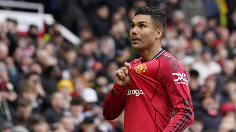 Manchester, England, 15th March 2026. Casemiro of Manchester United, ManU celebrates after scoring during the Manchester United vs Aston Villa Premier League match at Old Trafford, Manchester. Picture credit should read: Andrew Yates / Sportimage EDITORIAL USE ONLY. No use with unauthorised audio, video, data, fixture lists, club/league logos or live services. Online in-match use limited to 120 images, no video emulation. No use in betting, games or single club/league/player publications. SPI_092_AY_Man_Utd_Villa SPI-4605-0093
2026.03.15 Manchester
pilka nozna , liga angielska
Manchester United - Aston Villa
Foto IMAGO/PressFocus

!!! POLAND ONLY !!!