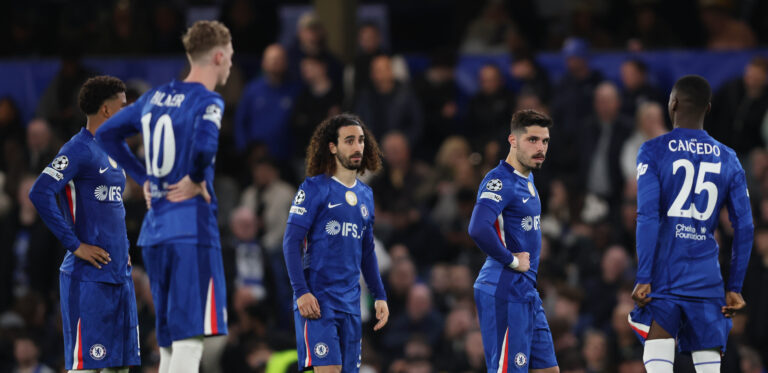LONDON, ENGLAND, MARCH 16: Pedro Neto of Chelsea looks disappointed &amp; dejected alongside Marc Cucurella, Cole Palmer &amp; Moises Caicedo of Chelsea during the match between Chelsea FC and Paris Saint-Germain FC in the UEFA Champions League, Round of 16, 2nd Leg match at Stamford Bridge Stadium in London, England, on March 17. (Photo by Daniel Weir) (Photo by Daniel Weir/Sports Press Photo/Sipa USA)
2026.03.17 Londyn
pilka nozna liga mistrzow
Chelsea Londyn - PSG

Foto SPP/SIPA USA/PressFocus

!!! POLAND ONLY !!!