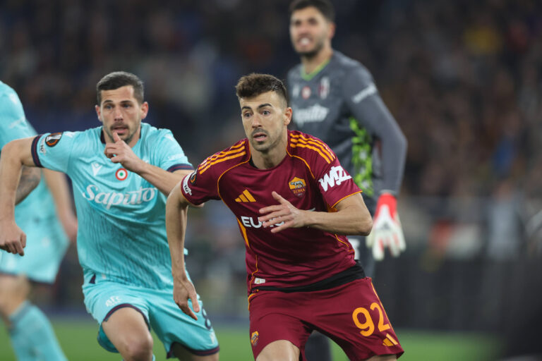 Football: UEFA League - Round of 16 second leg - AS Roma vs Bologna 1909 FC Rome, Italy - March 19, 2025: Stephan El Shaarawy Forward of AS Roma seen in action during the UEFA Europe League 2025/2026, Round of 16 second leg, between AS Roma vs Bologna FC 1909 at stadium in Rome ROME OLYMPIC STADIUM italy italy Copyright: xmarcoxiacobucci
2026.03.19 Rzym
pilka nozna , liga Europy
AS Roma - Bologna FC
Foto IMAGO/PressFocus

!!! POLAND ONLY !!!
