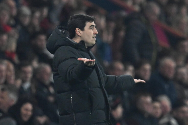 Bournemouth v Manchester United, ManU Premier League AFC Bournemouth manager Andoni Iraola gestures during the Premier League match between Bournemouth and Manchester United at the Vitality Stadium, Bournemouth, UK on 20 March 2026. Bournemouth Vitality Stadium Dorset UK Editorial use only DataCo restrictions apply See www.football-dataco.com , Copyright: xGrahamxHuntx PSI-23946-0223
2026.03.20 Bournemouth
pilka nozna , liga angielska
AFC Bournemouth - Manchester United
Foto IMAGO/PressFocus

!!! POLAND ONLY !!!