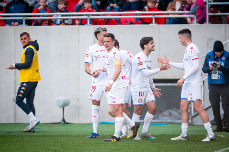 2026.03.21 Opole
Pilka nozna, Betclic 1.Liga sezon 2025/2026
Odra Opole - Wisla Krakow
N/z gol radosc bramka goal Frederico Fonseca Pires De Almeida Duarte Angel Rodado Jareno Darijo Grujcic Marko Bozic
Foto Mateusz Porzucek PressFocus

2026.03.21 Opole
Football Polish Second division season 2025/2026
Odra Opole - Wisla Krakow
gol radosc bramka goal Frederico Fonseca Pires De Almeida Duarte Angel Rodado Jareno Darijo Grujcic Marko Bozic
Credit: Mateusz Porzucek PressFocus